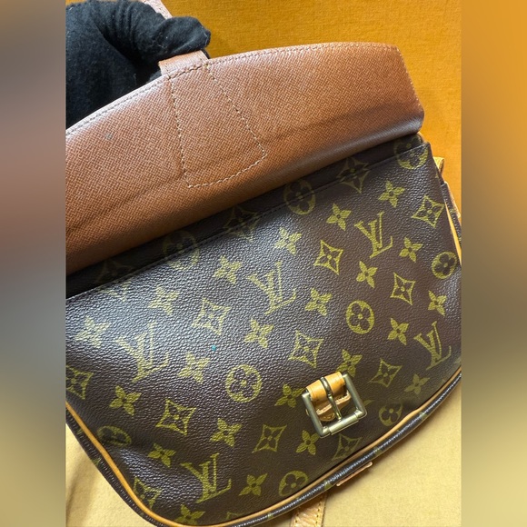 LOUIS VUITTON-MI883 Jeunefille Monogram Canvas Crossbody Bag - Picture 15 of 16